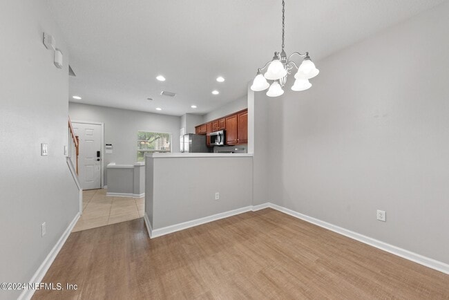 Building Photo - 8159 Summerside Cir