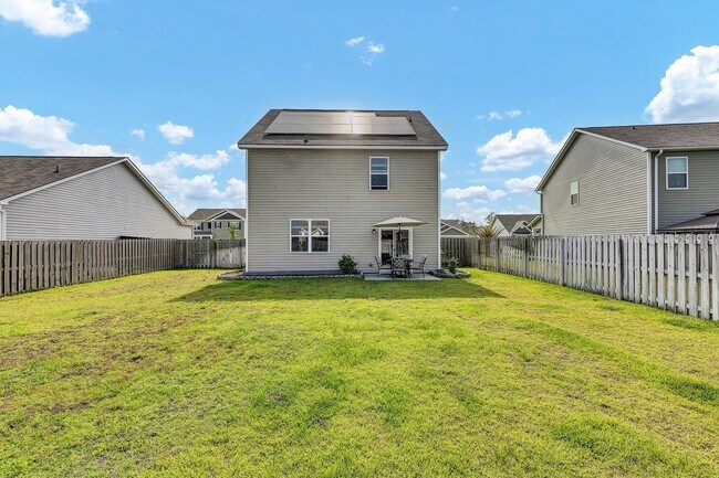 Building Photo - Ways Station Golf course community in Richmond Hill Plantation - 4 Bed/2.5 Bath