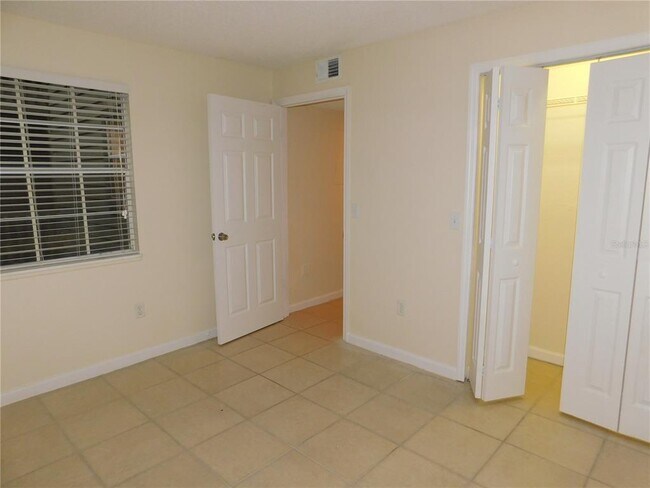 Building Photo - 2500 Winding Creek Blvd