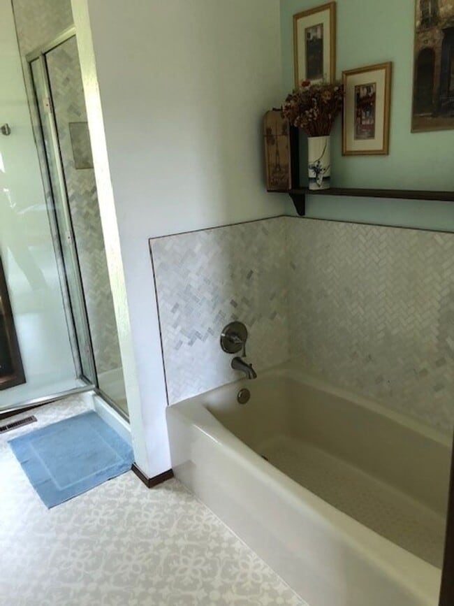 Building Photo - STATUS: AVAILABLE  | R178 | $2395