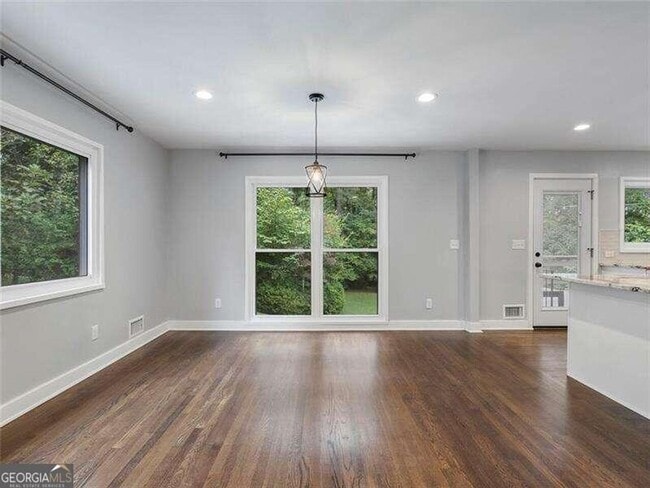 Building Photo - Atlanta Rental with Space, Style & Unbeatable Location