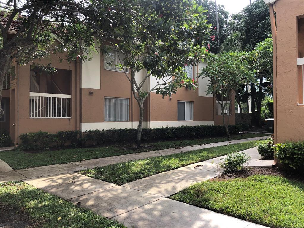 Building Photo - 729 NW 92nd Ave