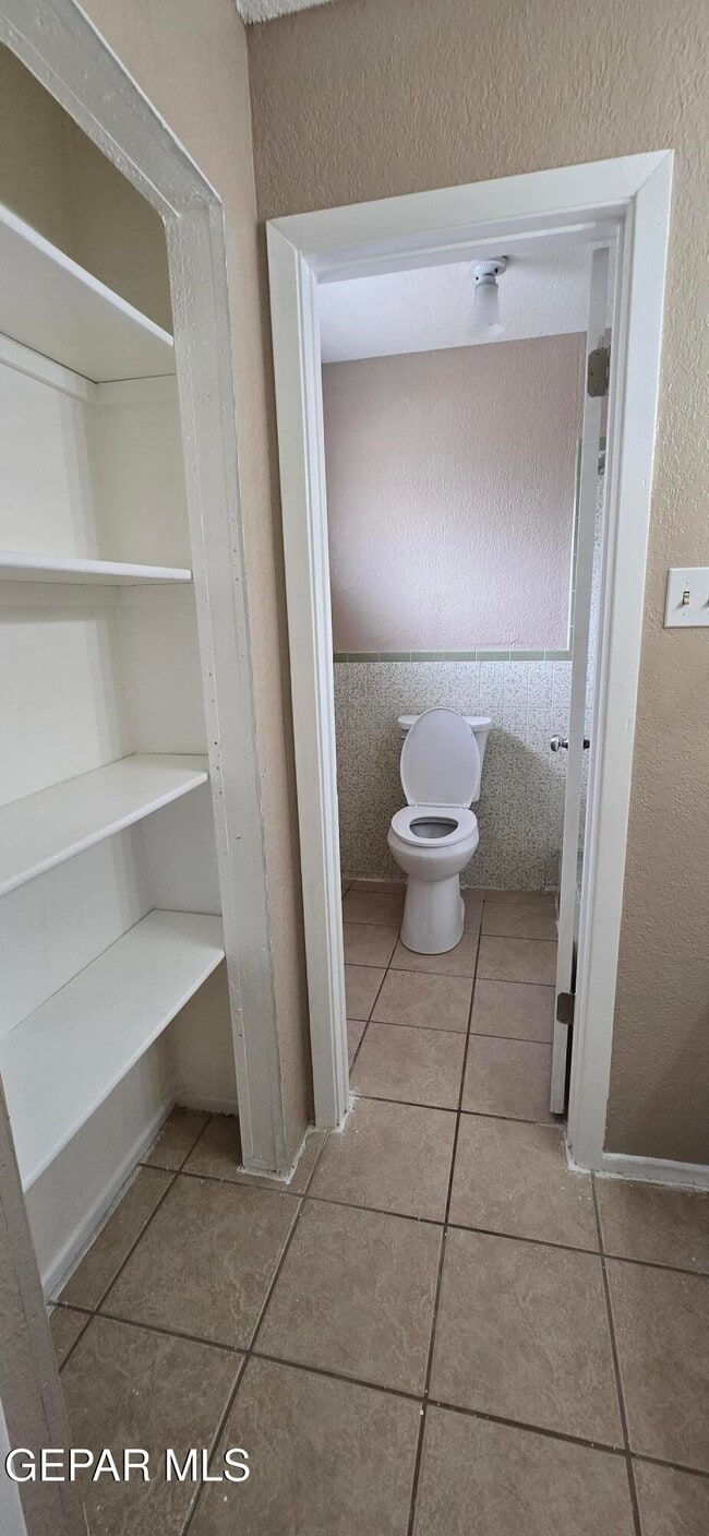 Building Photo - 9332 Hudson Way