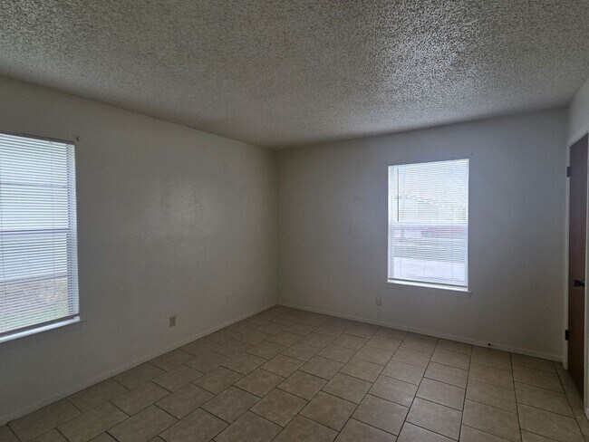 Building Photo - SECTION 8/HUD - WATER INCLUDED - COMING SOON!