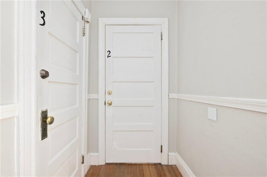 Building Photo - 10 Braman St