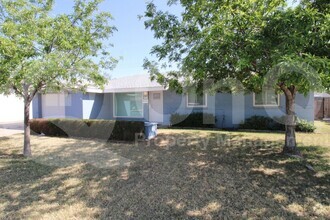 Building Photo - 3813 W Glenn Dr