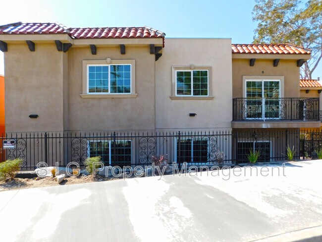 Building Photo - 10215 Tujunga Canyon Blvd