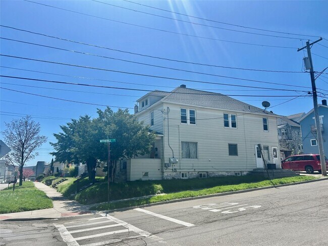 Building Photo - 129 N McKinley Ave
