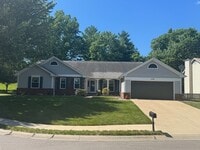 Building Photo - 1125 Butternut Ln