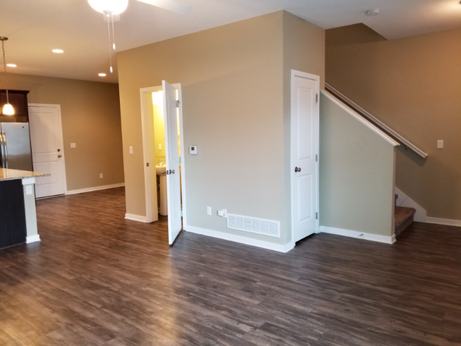 Building Photo - 9172 Burkwood Dr