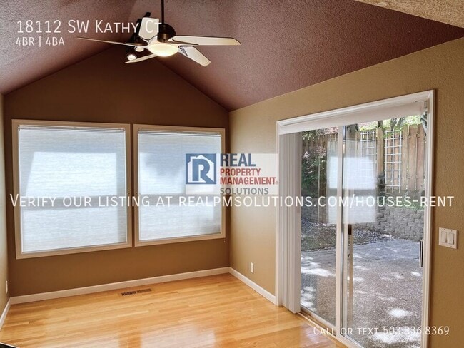 Building Photo - 18112 SW Kathy Ct