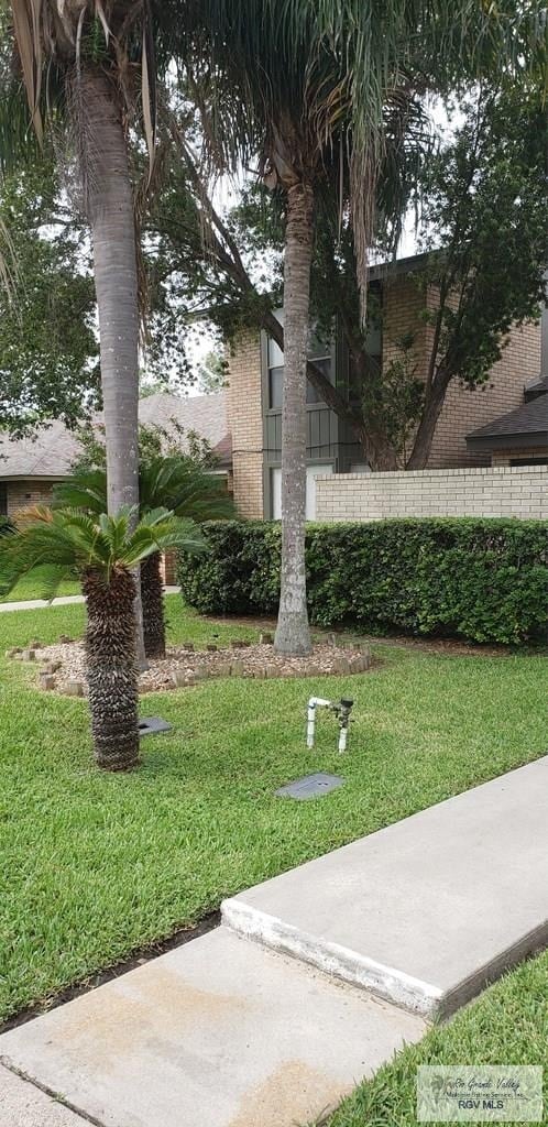 Building Photo - 5319 Palm Valley Dr N