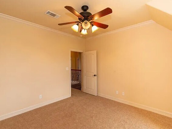 Building Photo - 7 Stonebrook Ct