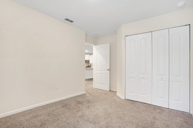 Building Photo - 22 Caminha Rd