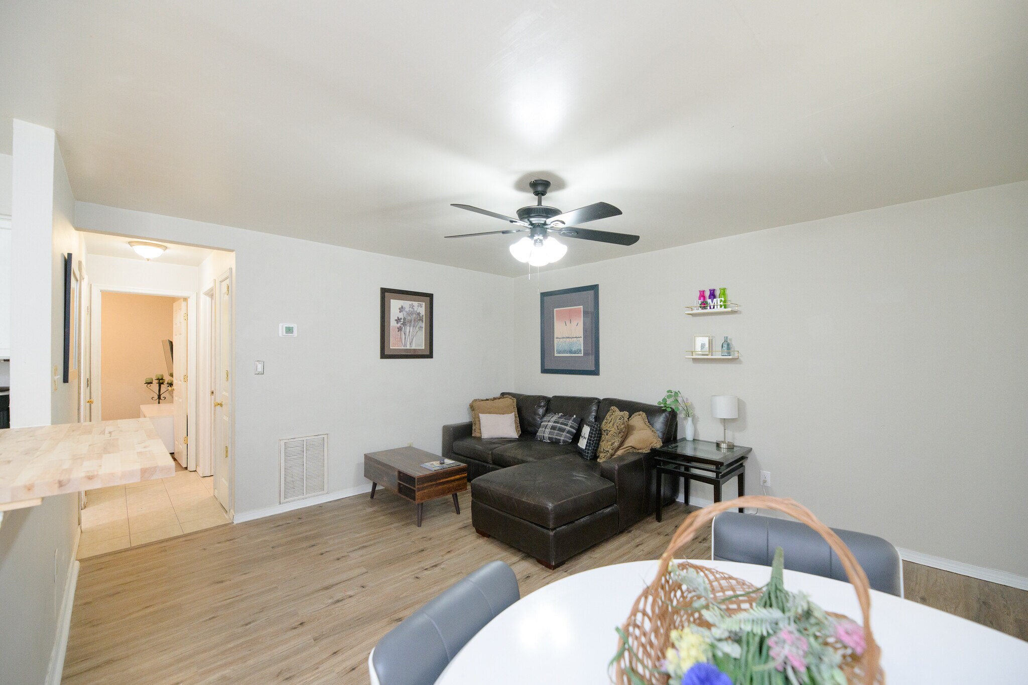 Building Photo - 834 C Ave