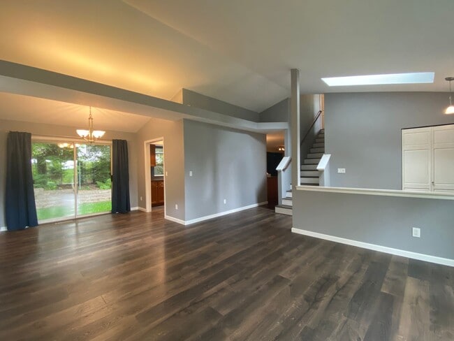 Building Photo - Great Home for rent