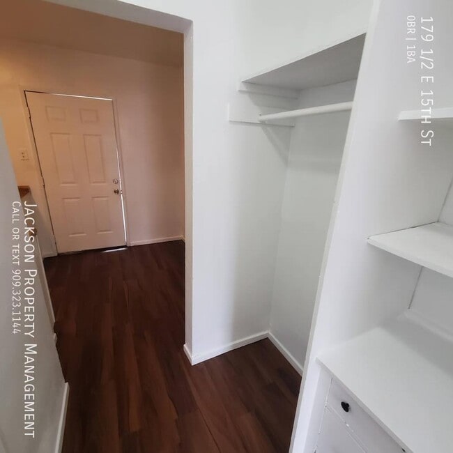 Building Photo - 179 1/2 E 15th St-