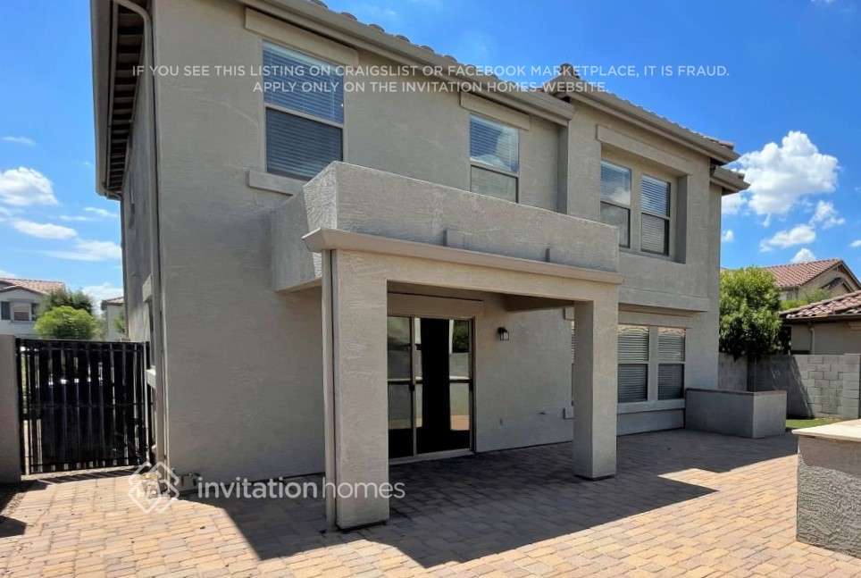 Building Photo - 3642 E Constitution Dr