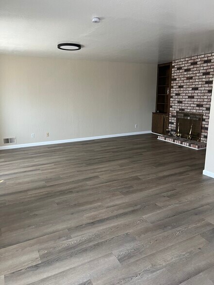 Living room - 306 Dorado Ter