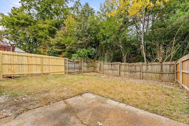 Building Photo - 7016 S Estacada Way