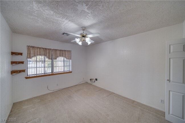 Building Photo - 3011 Pebble Beach Ave