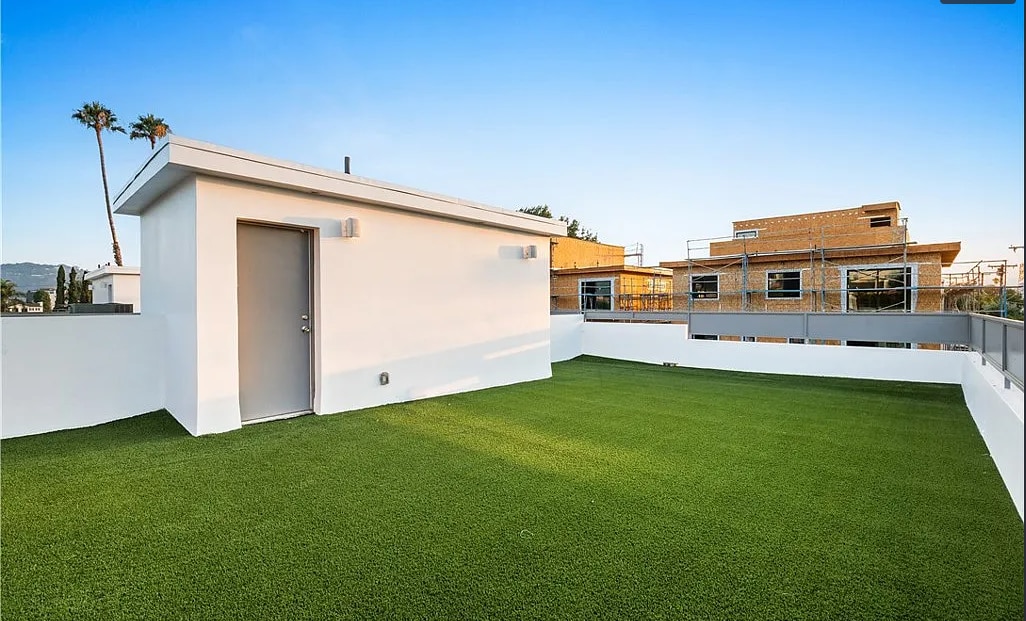 Building Photo - 10857 Morrison St