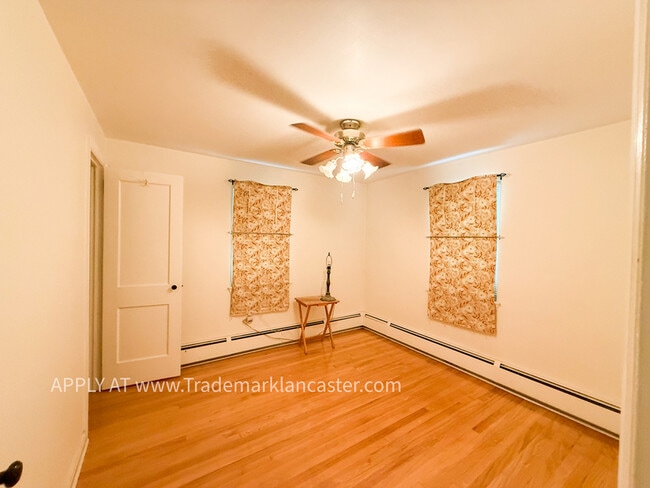 Building Photo - 738 Irwin Ct
