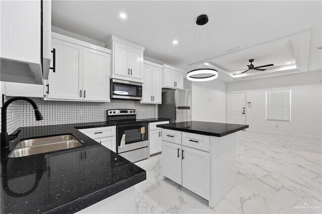 Building Photo - 12504 N 39th St