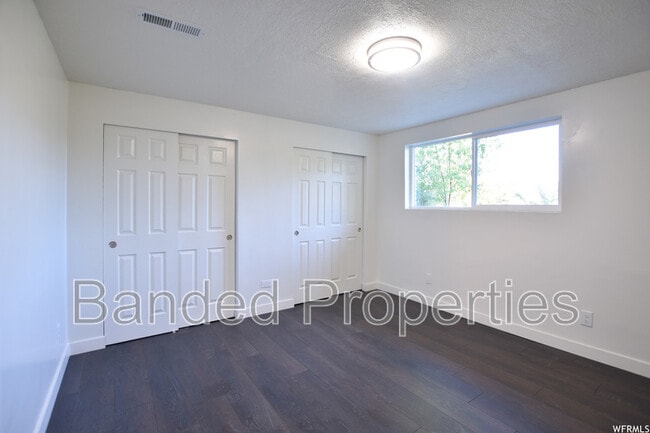 Building Photo - 2088 W 4100 S