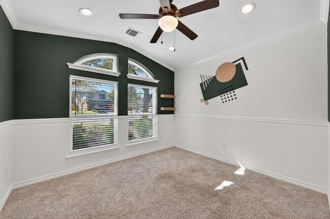 Building Photo - 1201 Dillon Lake Bend