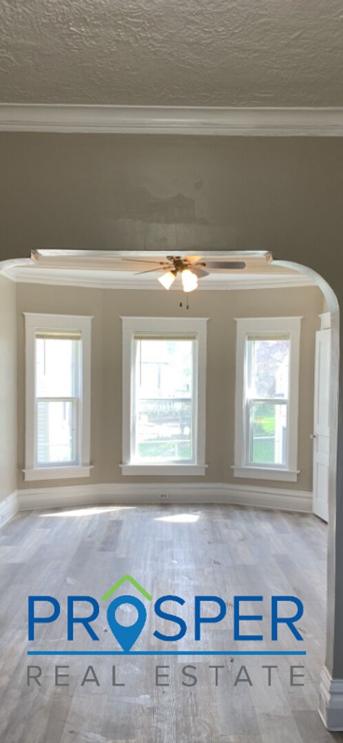 Building Photo - Newly Remodeled 4 Bedroom Home!
