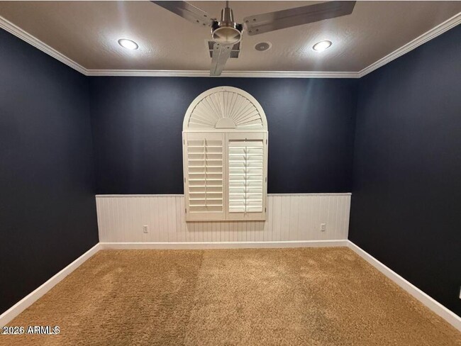 Building Photo - 421 W Wisteria Pl