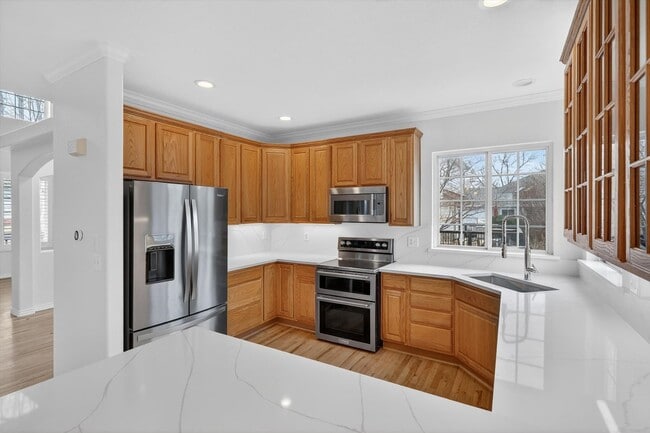 Building Photo - Stunning 5-BD 4-BA Outlook Home with Flatirons Views & Finished Basement