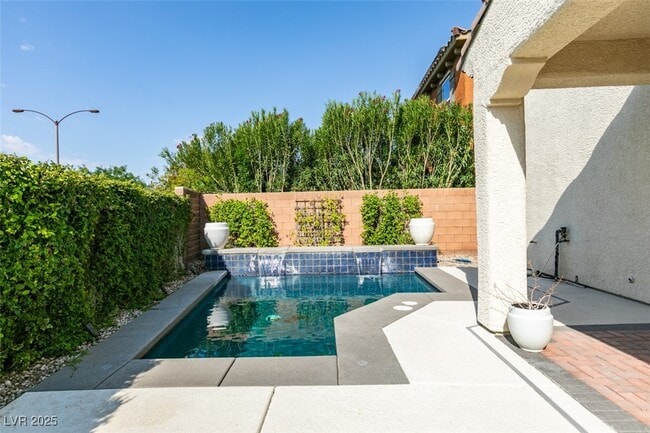 Building Photo - 8039 Kemblefield Ave