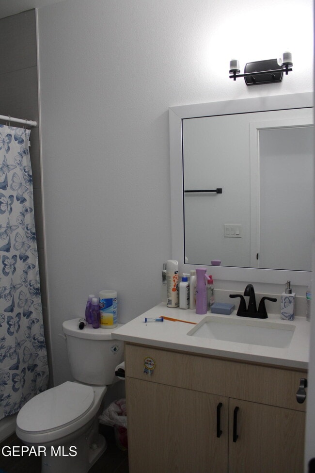 Building Photo - 15220 Ambition Ave