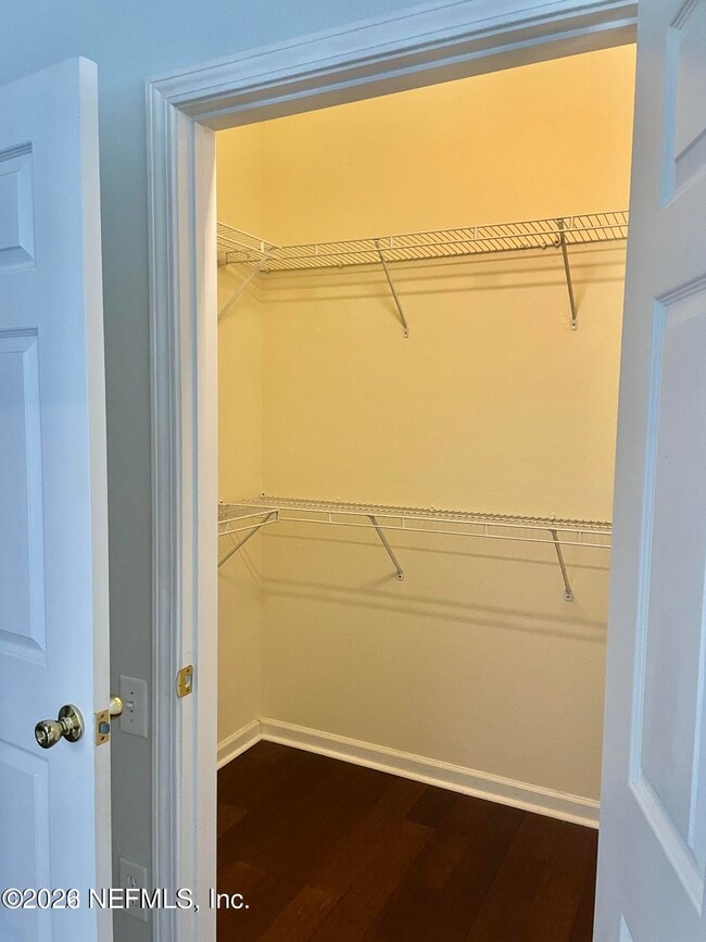 Building Photo - 7990 Baymeadows Rd