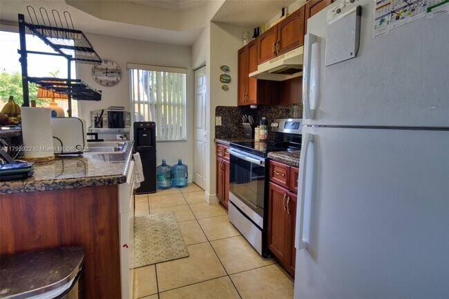 Building Photo - 4930 Windward Way