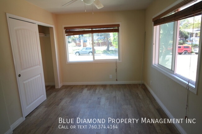 Building Photo - 917 3rd St