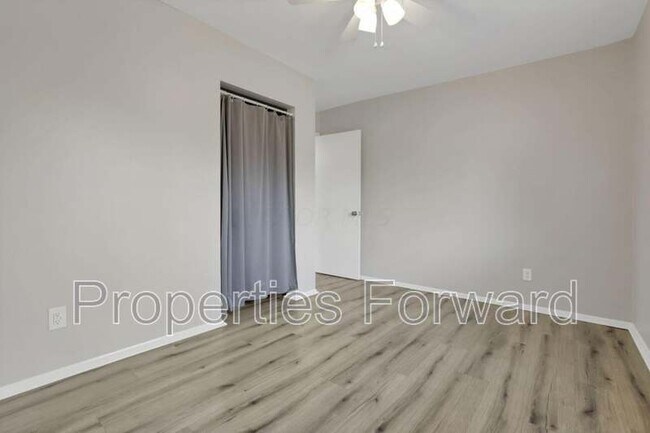Building Photo - 2779 Woodgrove Dr