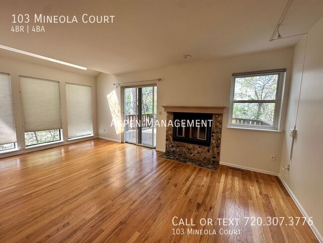 Building Photo - 103 Mineola Ct