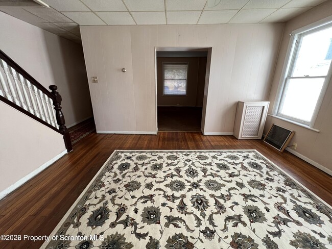 Building Photo - 608 Taylor