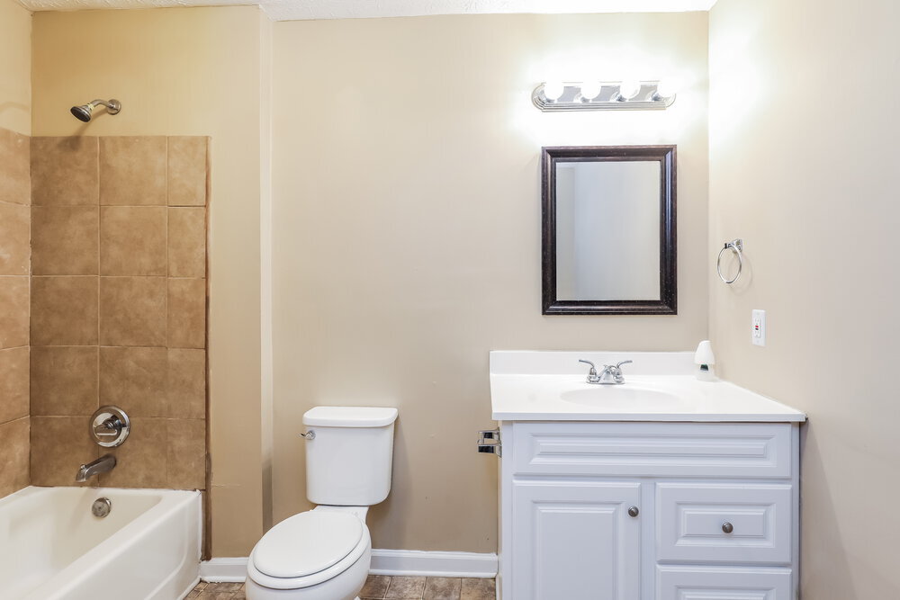 Building Photo - 17 E Wedgewood Cir