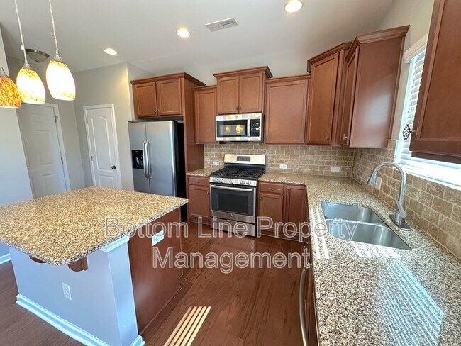 Building Photo - 137 Willow Valley Dr