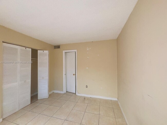 Building Photo - 19841 SW 114th Ave