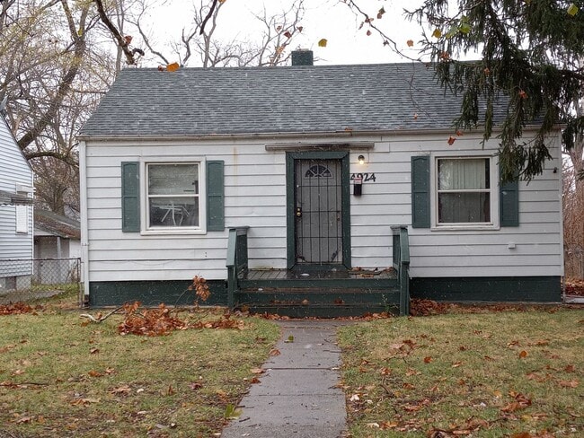 Building Photo - 4924 Adams St