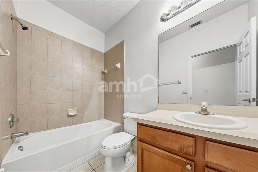 Building Photo - 1726 Palmerston Cir