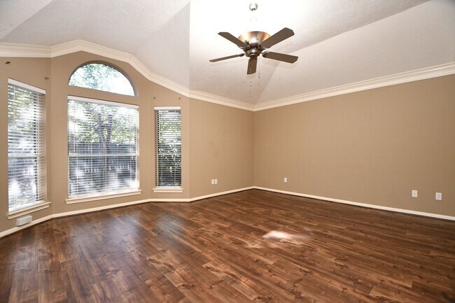 Building Photo - 1215 Wood Haven Ct