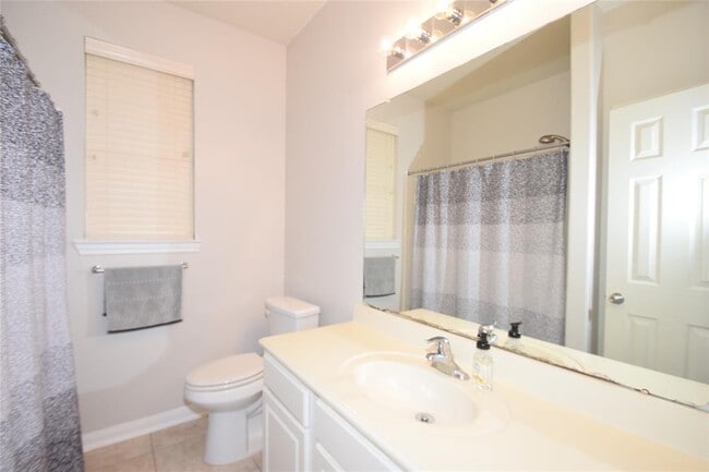 Building Photo - 24239 Yelverton Glen Dr