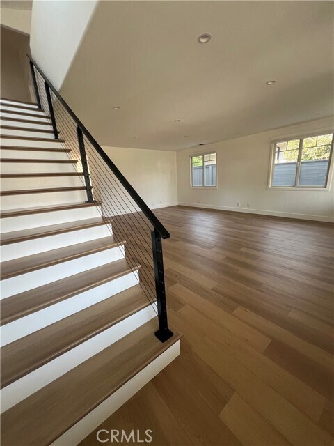 Building Photo - 2517 Fairway Dr