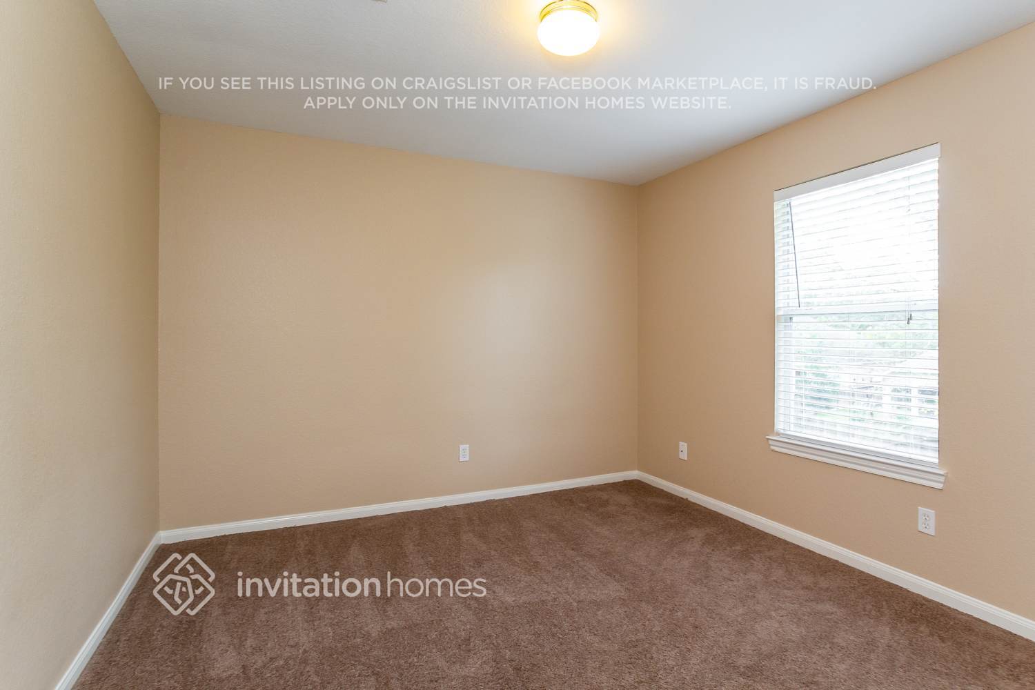 Building Photo - 3529 Stonehenge Dr